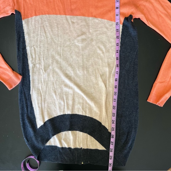 Vertical Design Zipper Back Colorblock Lightweight Tunic Sweater Size S - Picture 7 of 7